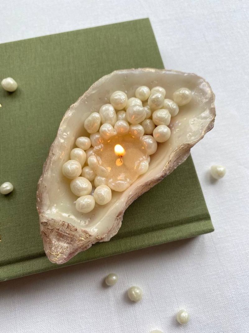 PEARLS CANDLE