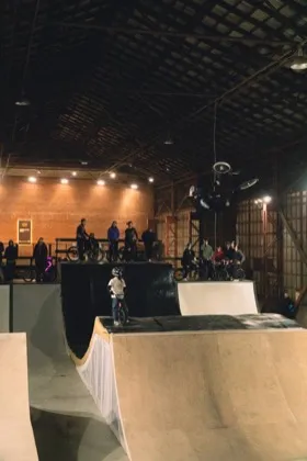 Air парк в XSA training & bowl Alvar Aalto & street