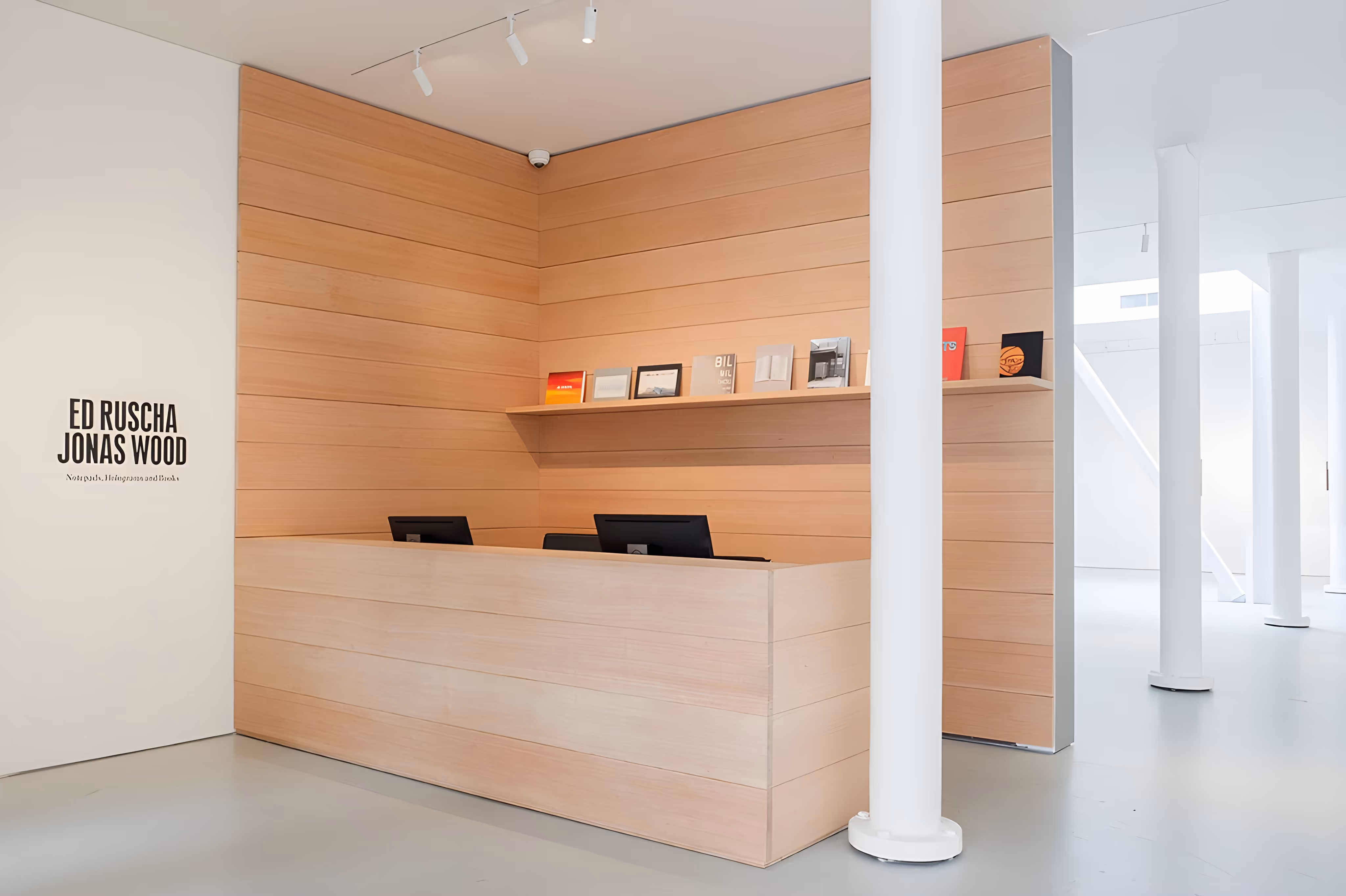 gagosian san francisco gallery front desk built-in