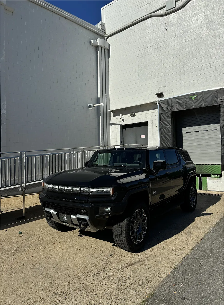 The 2025 GMC Hummer EV SUV 3X is a bold electric off-roader with massive power and futuristic tech. With features like CrabWalk and Extract Mode, it's built to conquer extreme terrain — all while producing zero emissions.