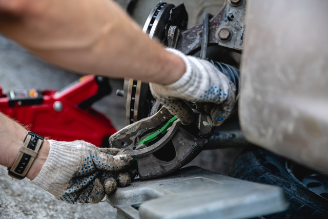 What Does a Brake Caliper Do?