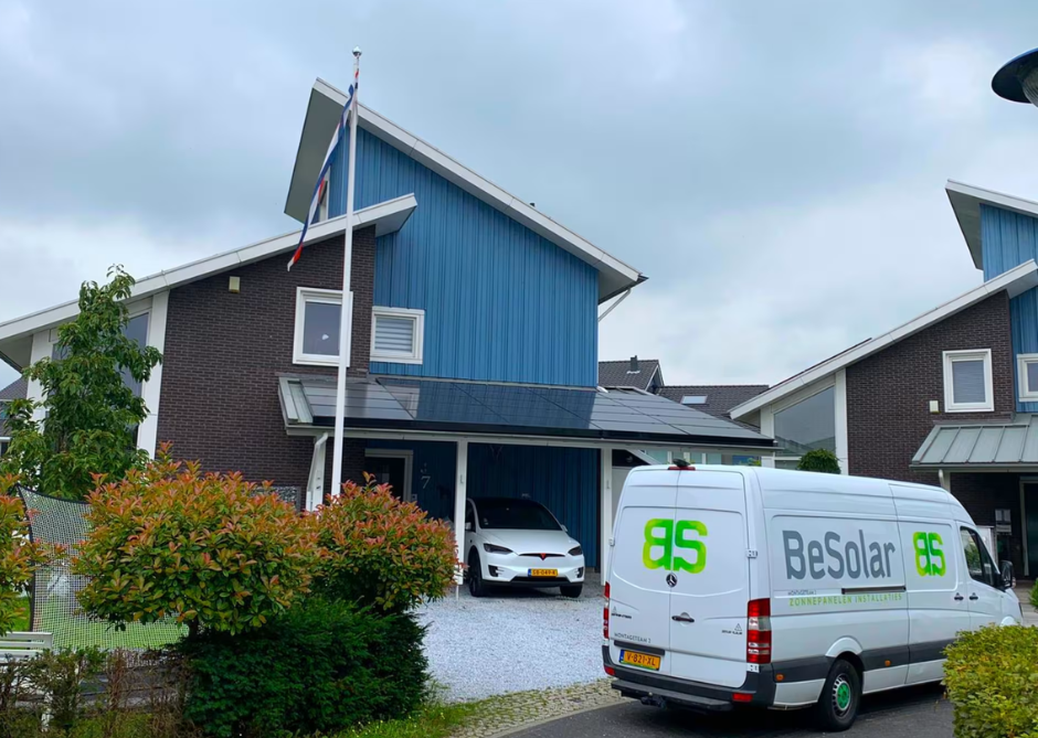 BeSolar werkbus bij klant