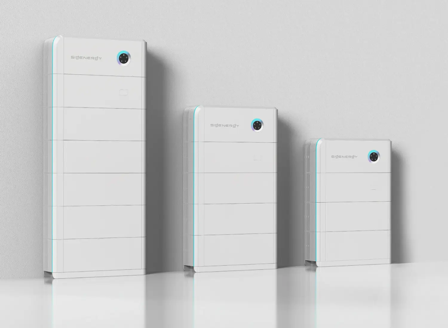 monteurs van besolar op het dak met zonnepanelen