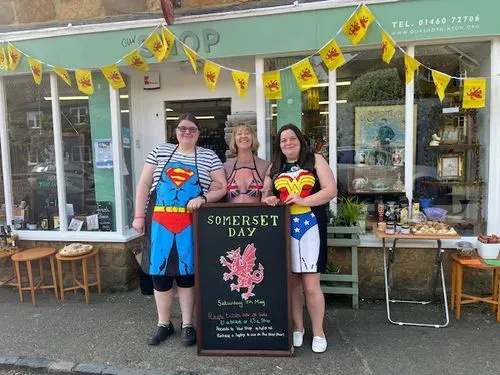 Hinton St George Shop 