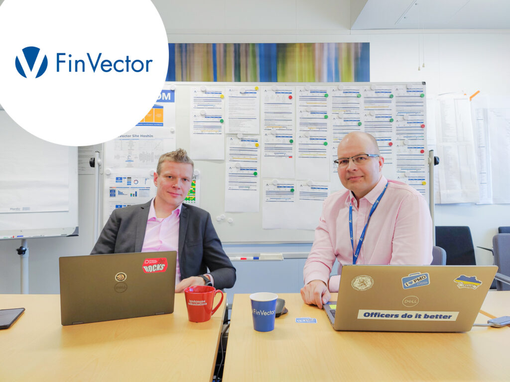FinVectorin työntekijät suunnittelevat strategiaa, budjetointia ja resurssienhallintaa Thinking Portfolion avulla.
