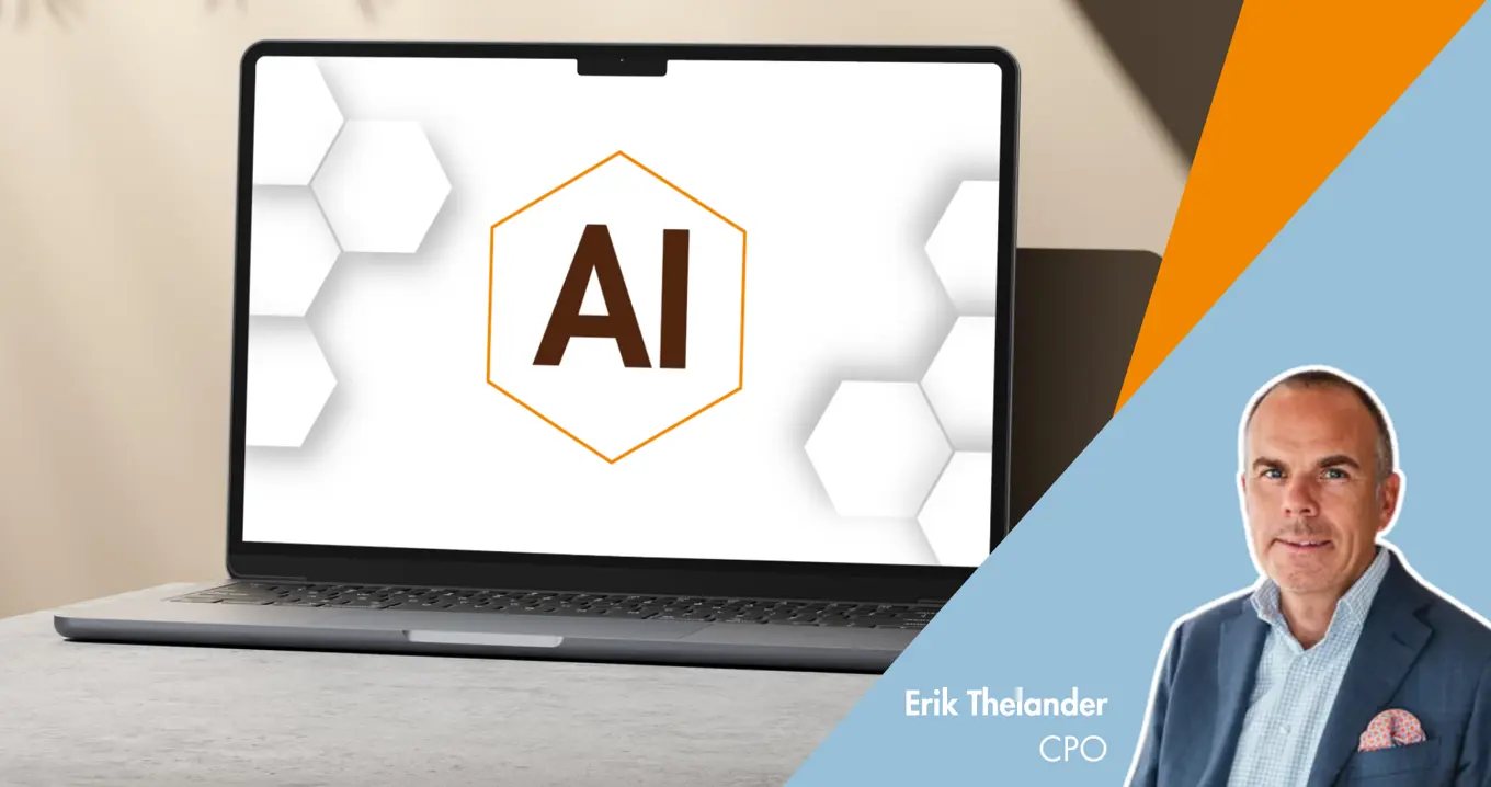 Hypergenes produktchef Erik Thelander presenterar företagets AI-vision – dator med AI-symbol som symboliserar framtidens beslutsstöd och verksamhetsstyrning.