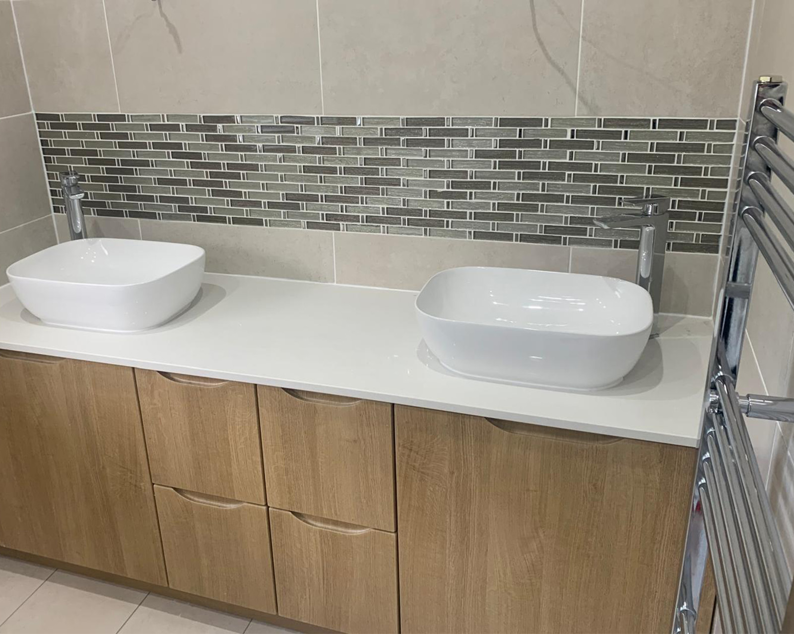 Dual sinks
