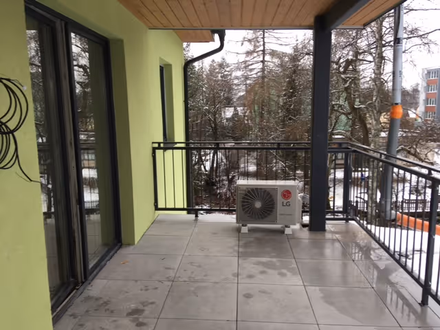 Apartmánový dom, Štôla