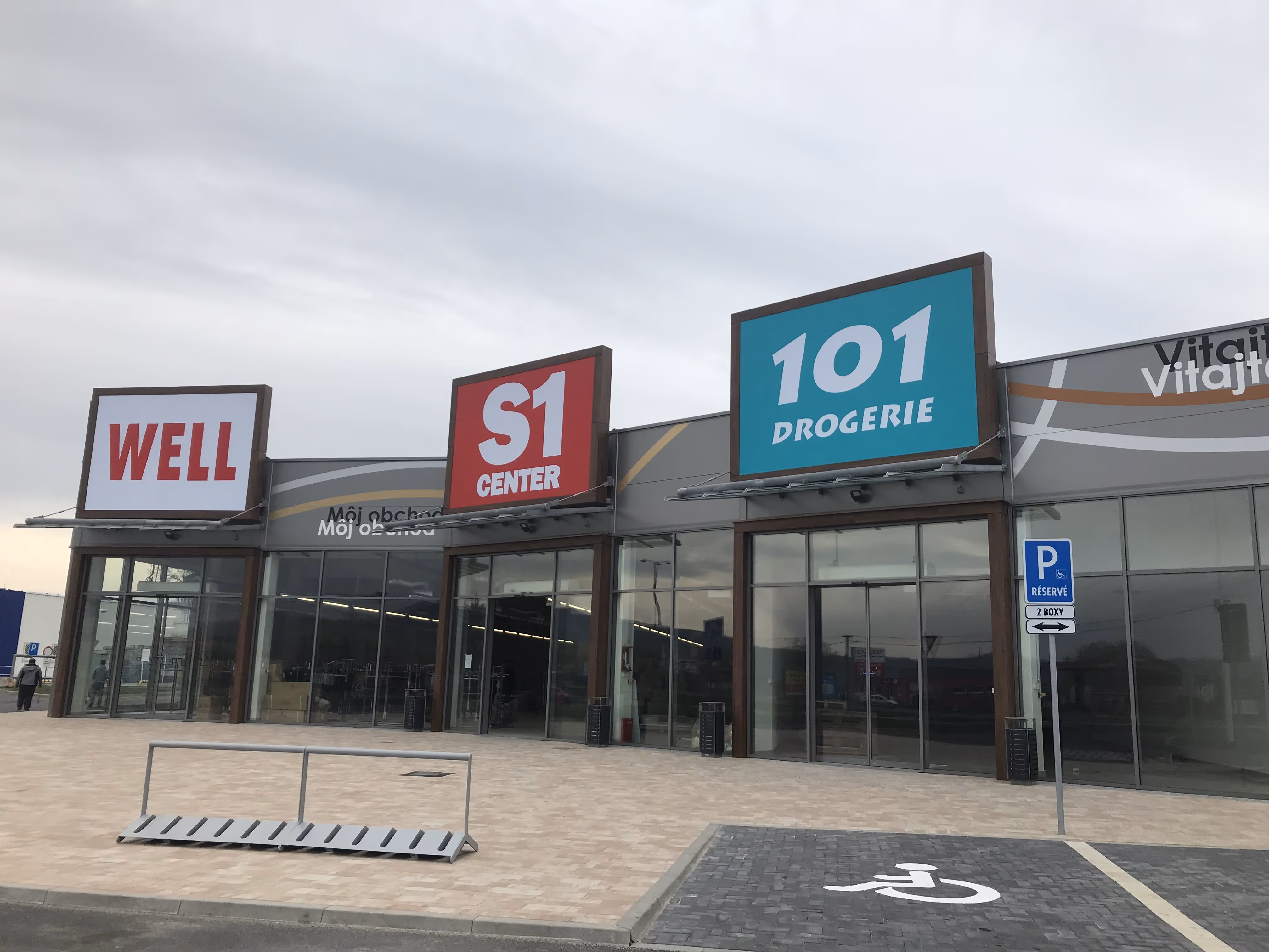 Obchodné centrum, Fiľakovo