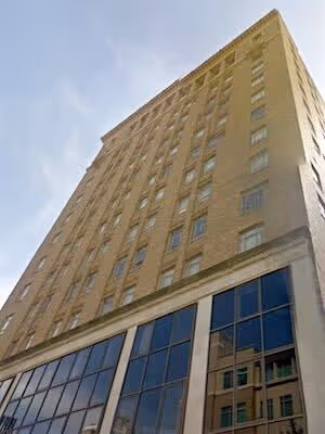 Federal Bank and Trust Building