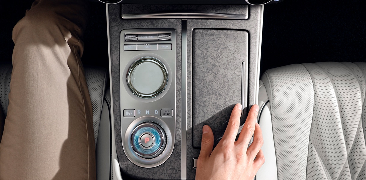 Closeup of centre touch controller 