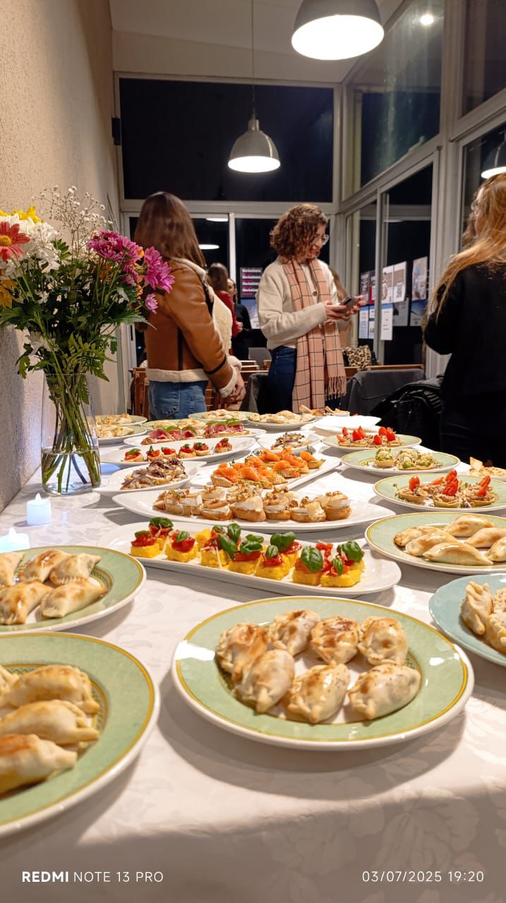 image of a brainstorming session (for a consulting firm)