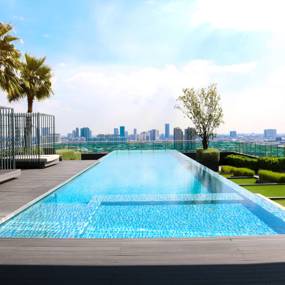 Unsplash Image 02 - Pool X Webflow Template