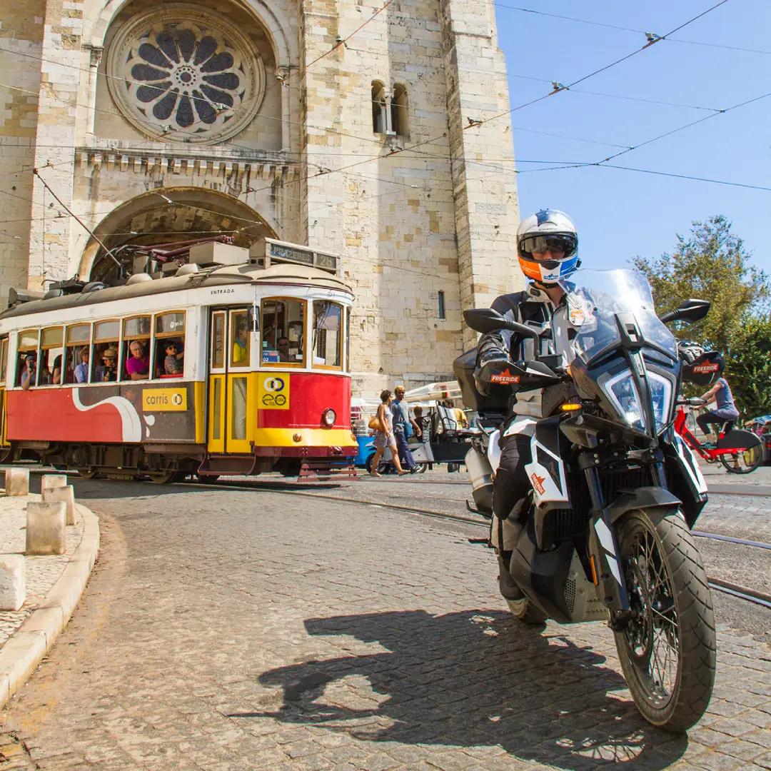 Freeride Spirit rider in Lisbon city center