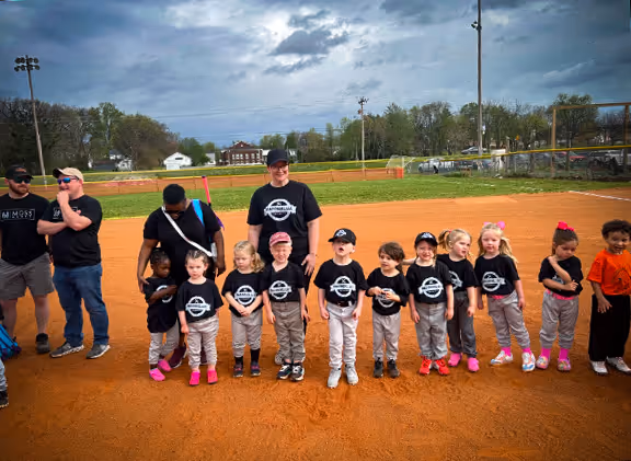 Sponsors of R&D Diesels community youth baseball.