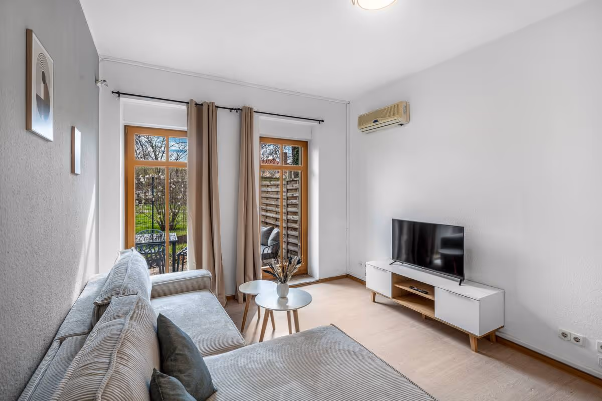 LeHa Stays - Neue Strasse 16a - EG 52qm - Wohnzimmer