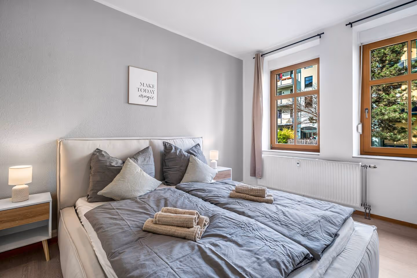 LeHa Stays - Neue Strasse 16a - EG 52qm - Schlafzimmer