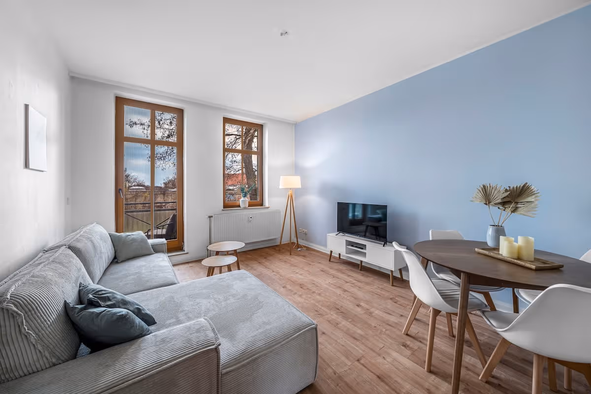 LeHa Stays - Neue Strasse 16a - 1.OG 61qm - Wohnzimmer