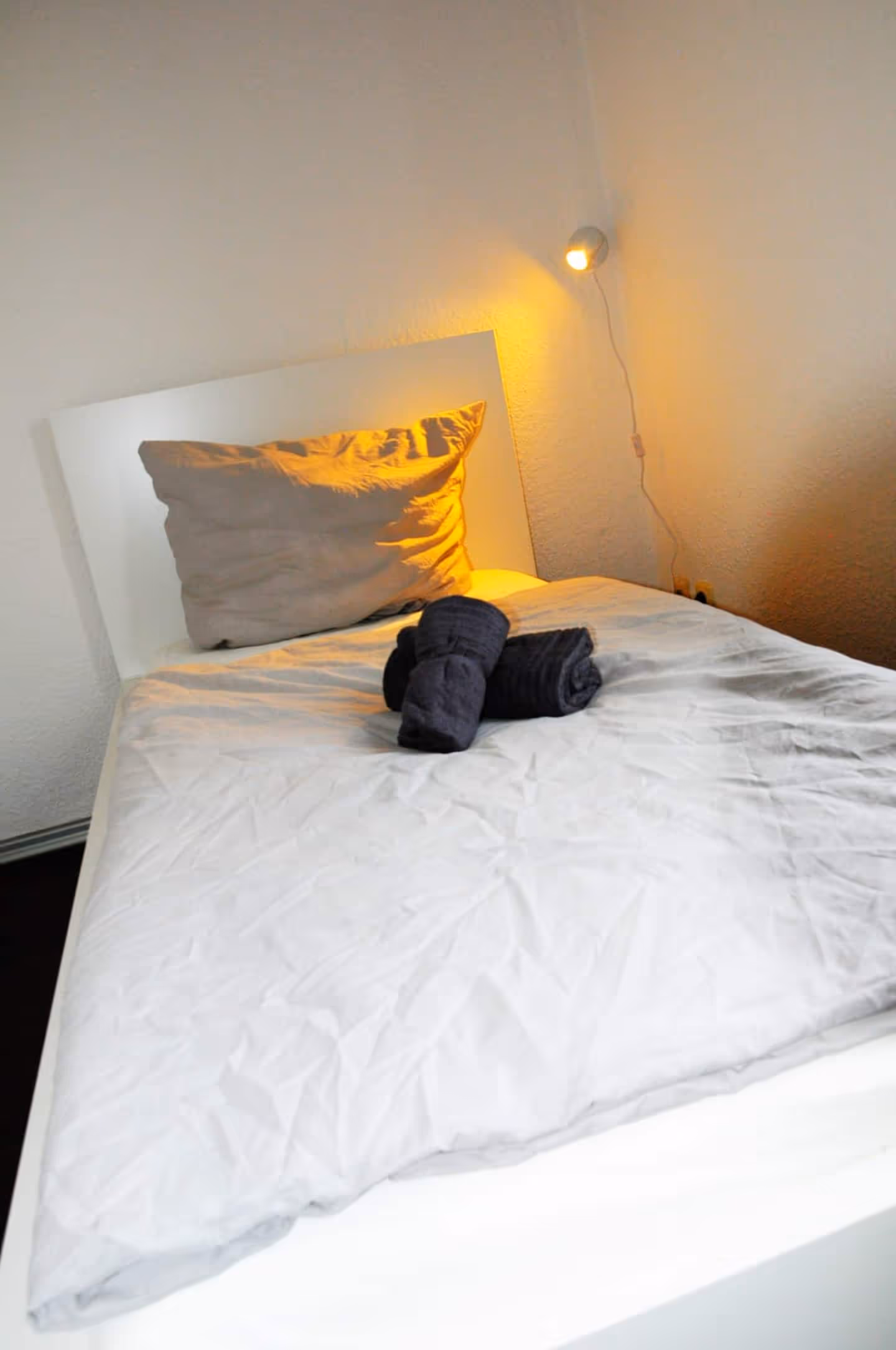 LeHa Stays - Pechauer Strasse 1 - 1.OG - Schlafzimmer 1