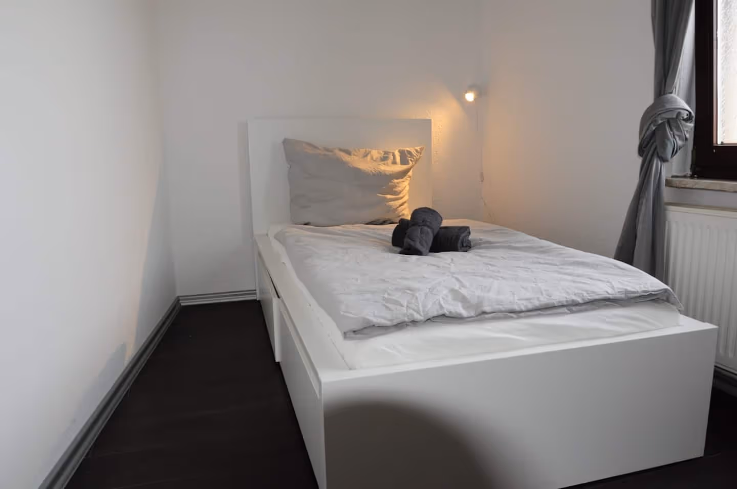 LeHa Stays - Pechauer Strasse 1 - 1.OG - Schlafzimmer 1