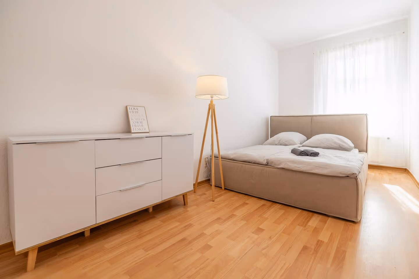 LeHa Stays - Gorki Strasse 129 3.OG - Schlafzimmer 1