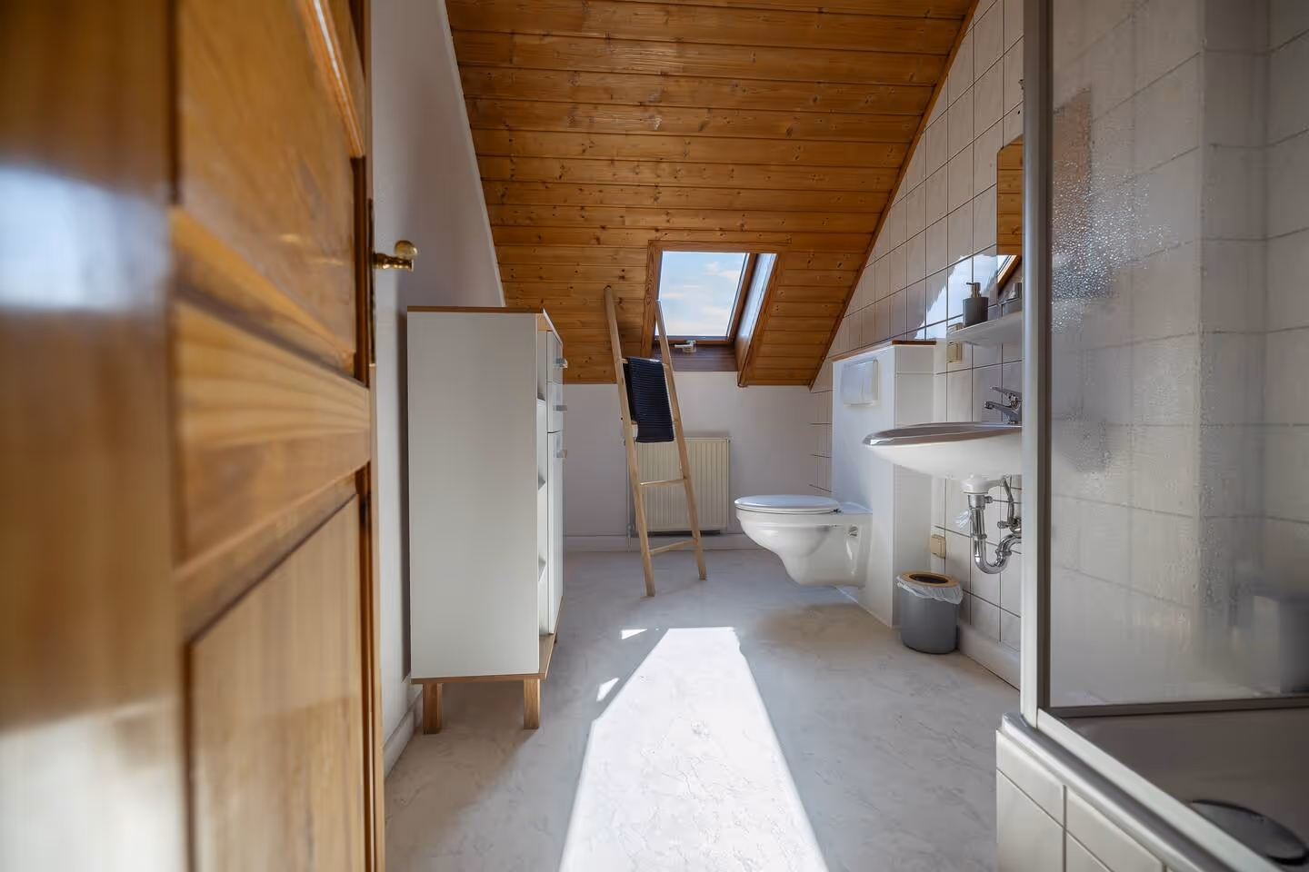 LeHa Stays - Gorki Strasse 129 - DG rechts - Badezimmer