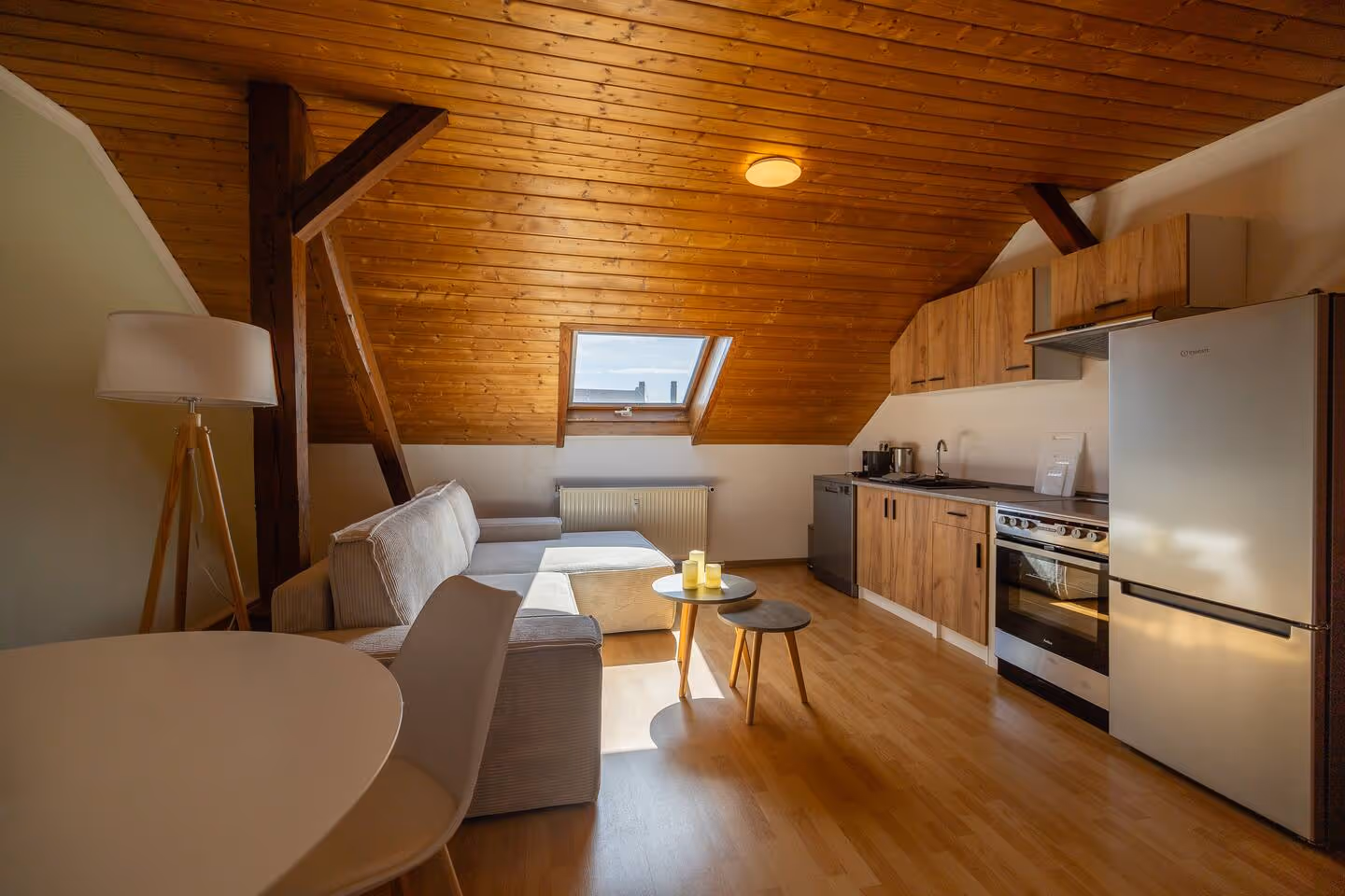 LeHa Stays - Gorki Strasse 129 - DG rechts - Wohnzimmer