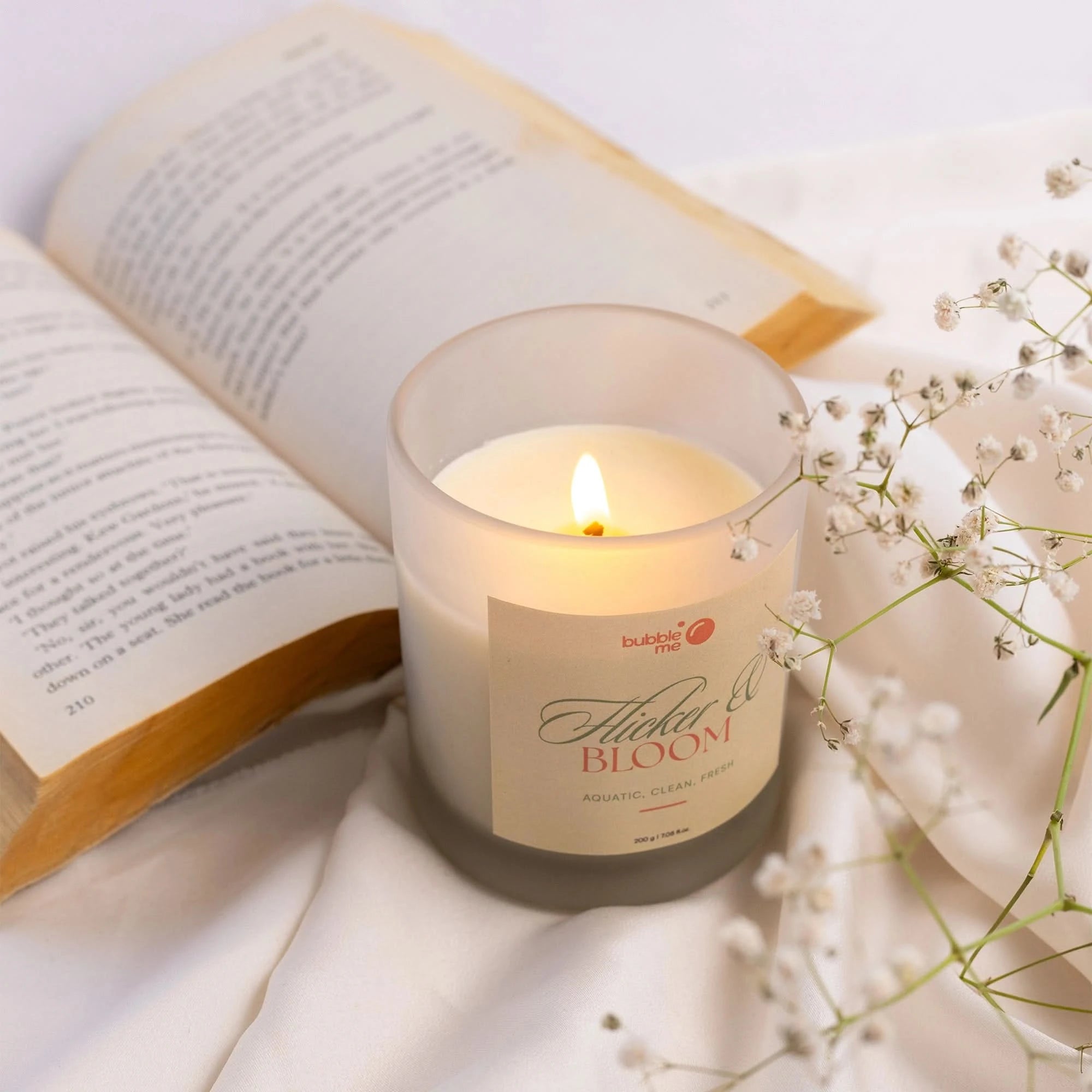 Flicker & Bloom Moisturising Candle - 100% Soy Wax