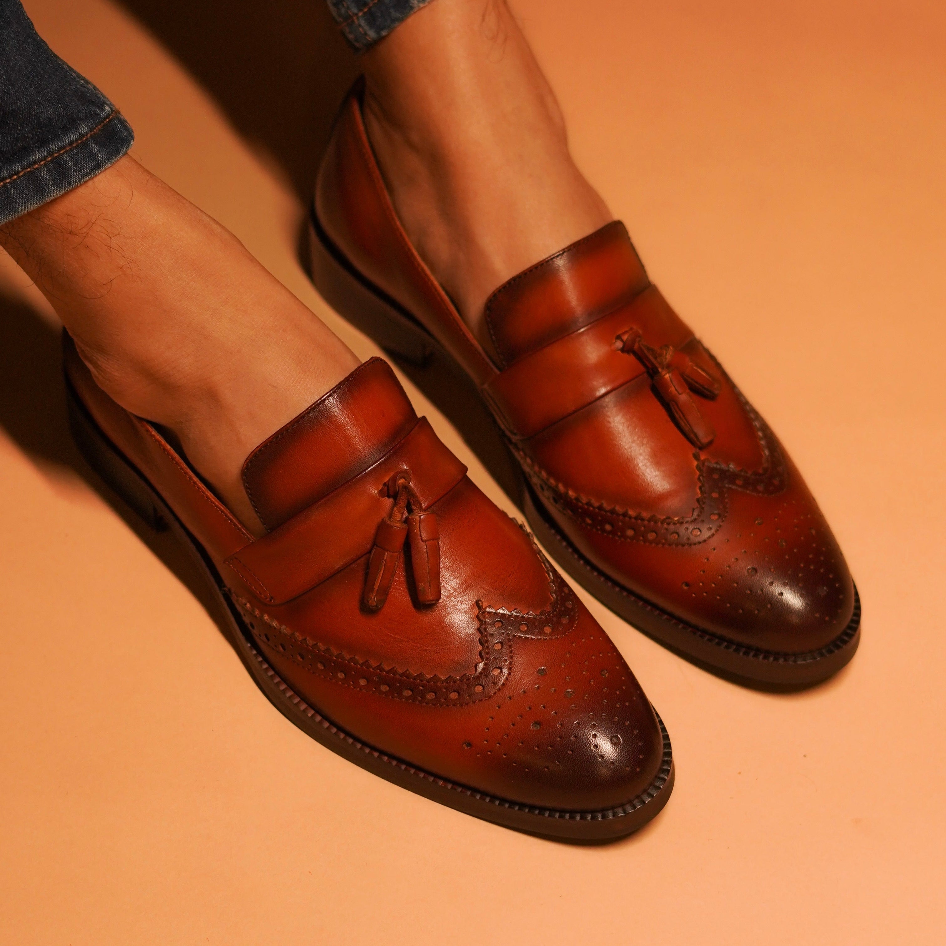 Motivo Broguo Wingtip Tassel Loafer