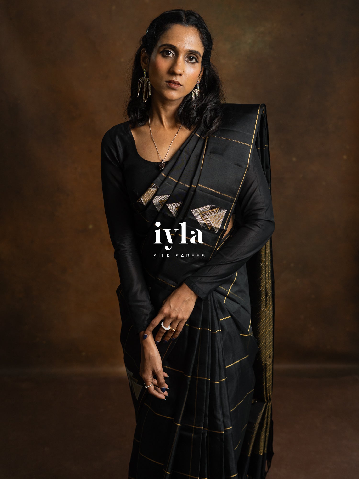 The Angles of Artistry Kanjeevaram in Deep Black