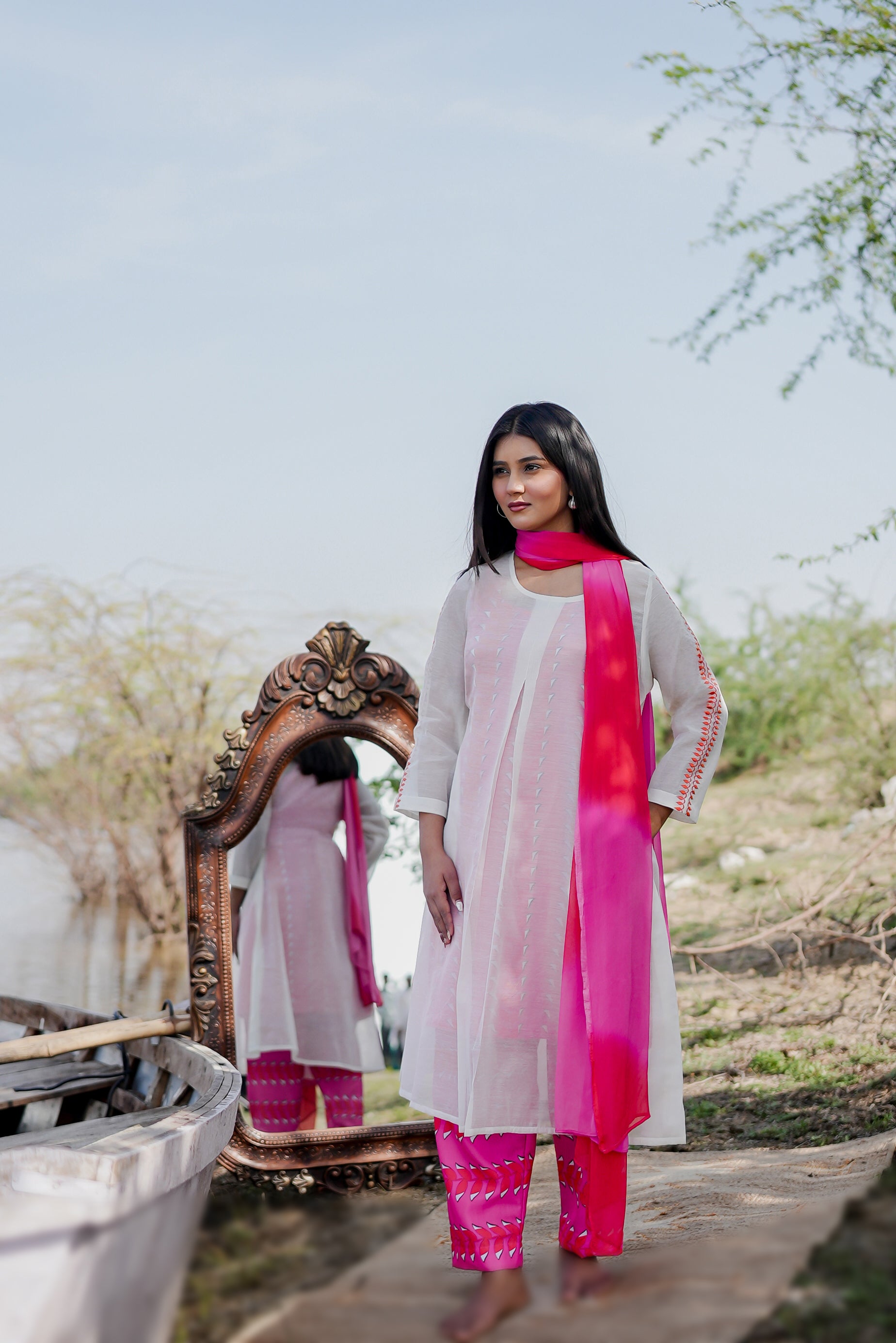 White Rozaana Twin Styler Set