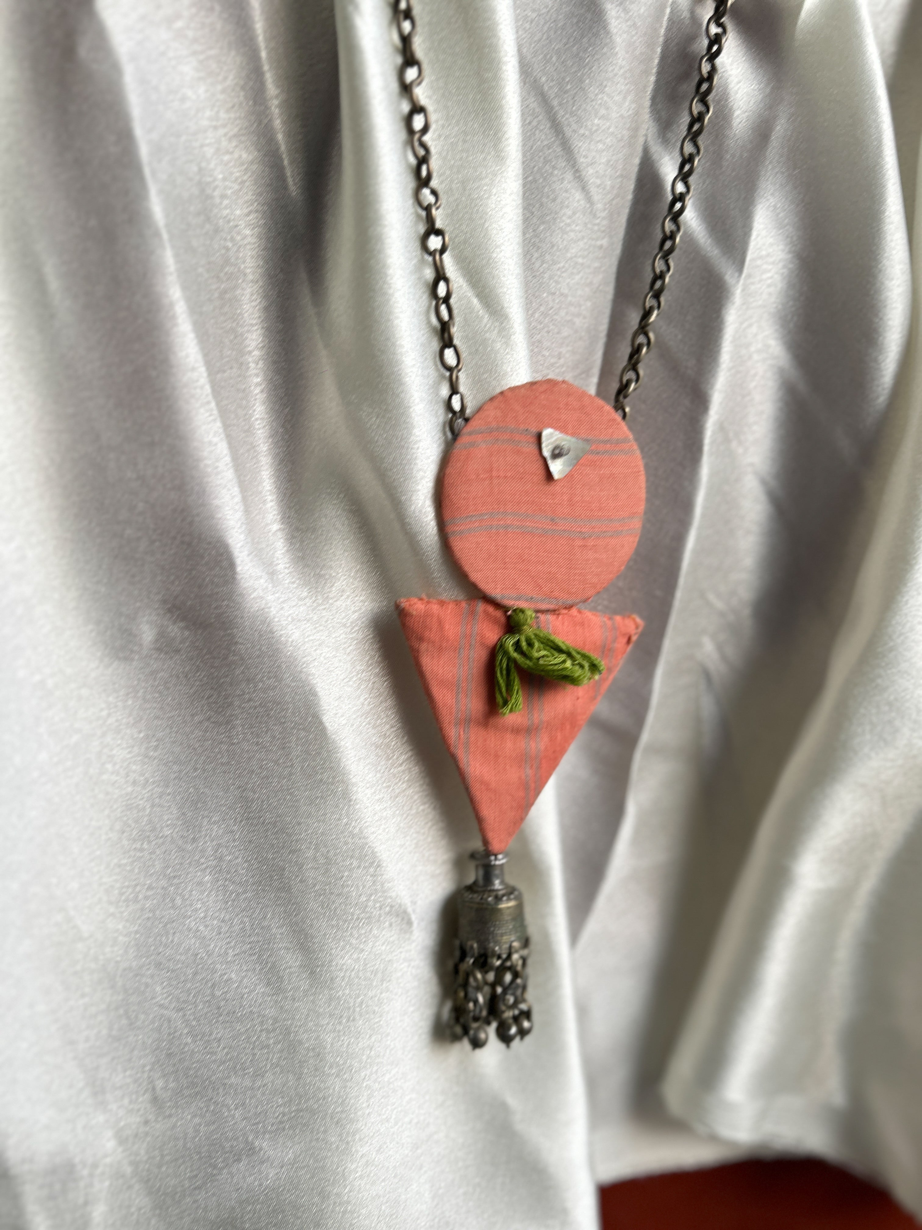 Aakar orange green tassle necklace