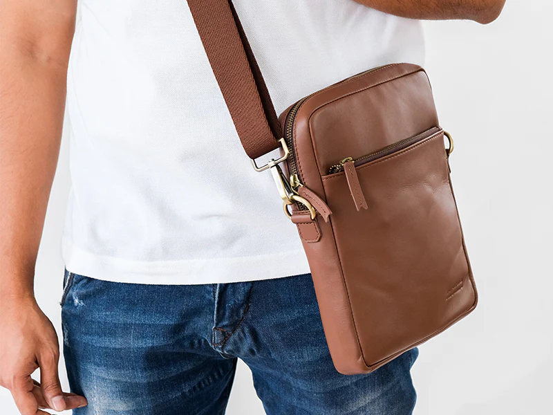 Caravan - Cross Body Sling / Classic Tan