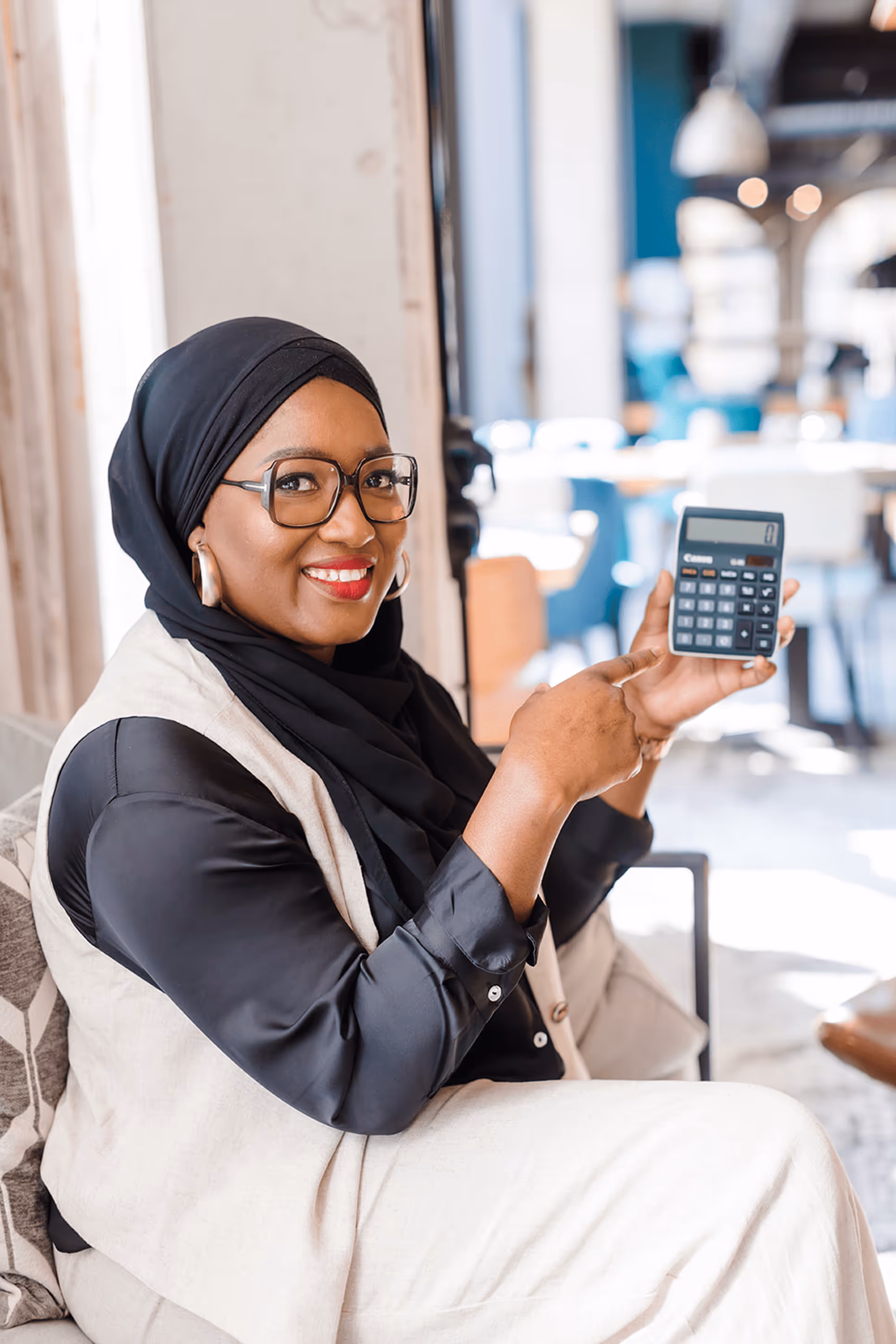 tity diomande avec une calculatrice