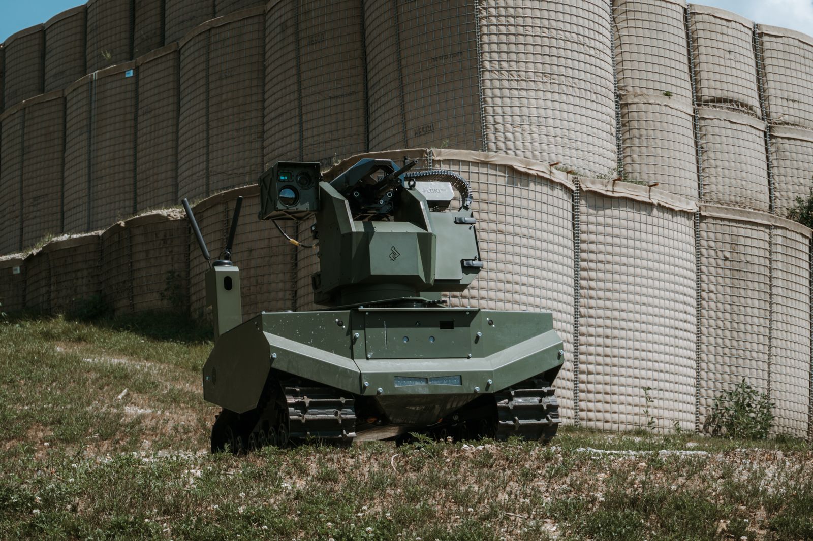 ARX Robotics expands into the UK
