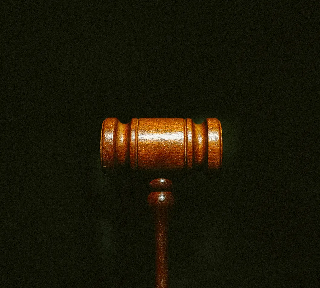 A law hammer