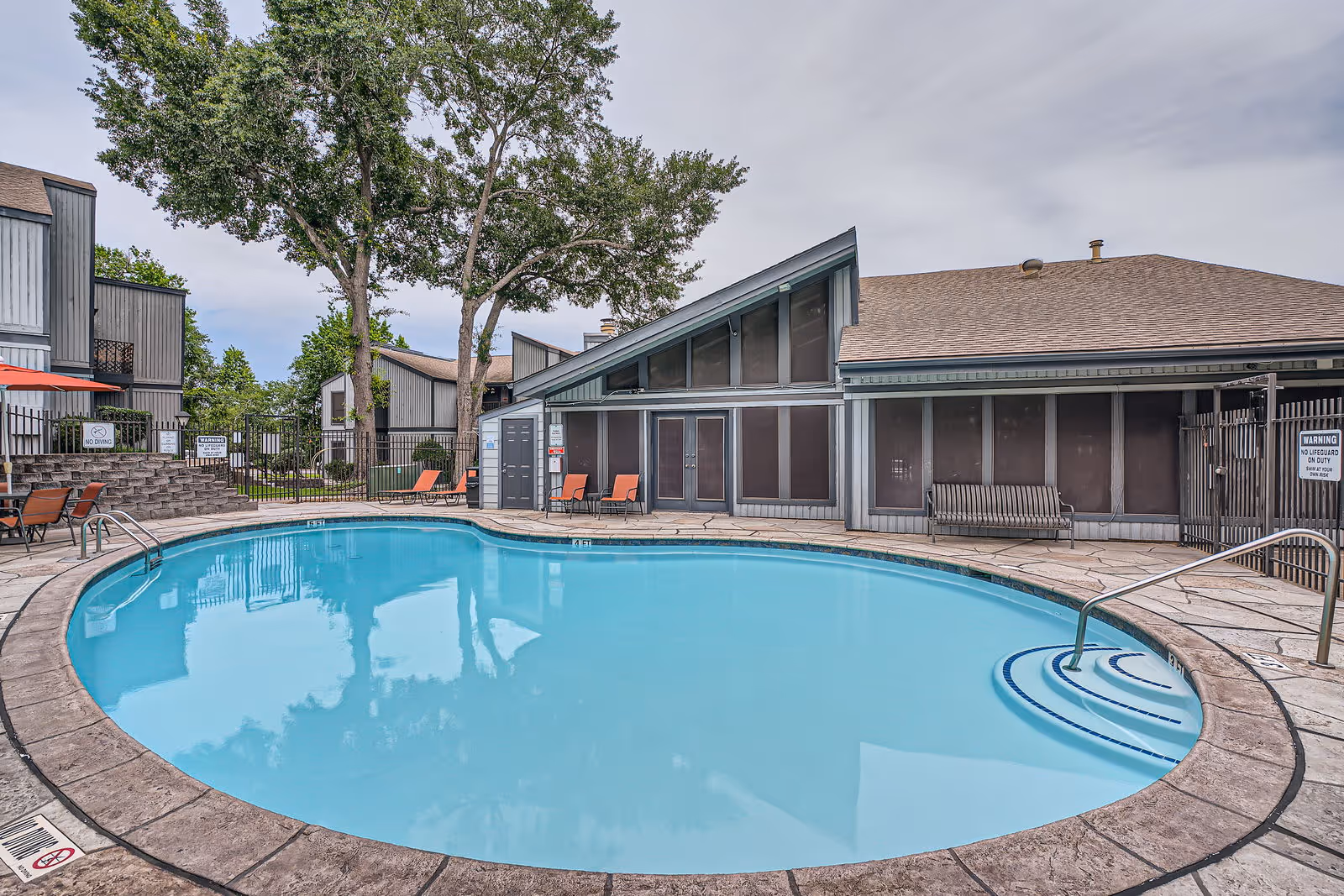 pool