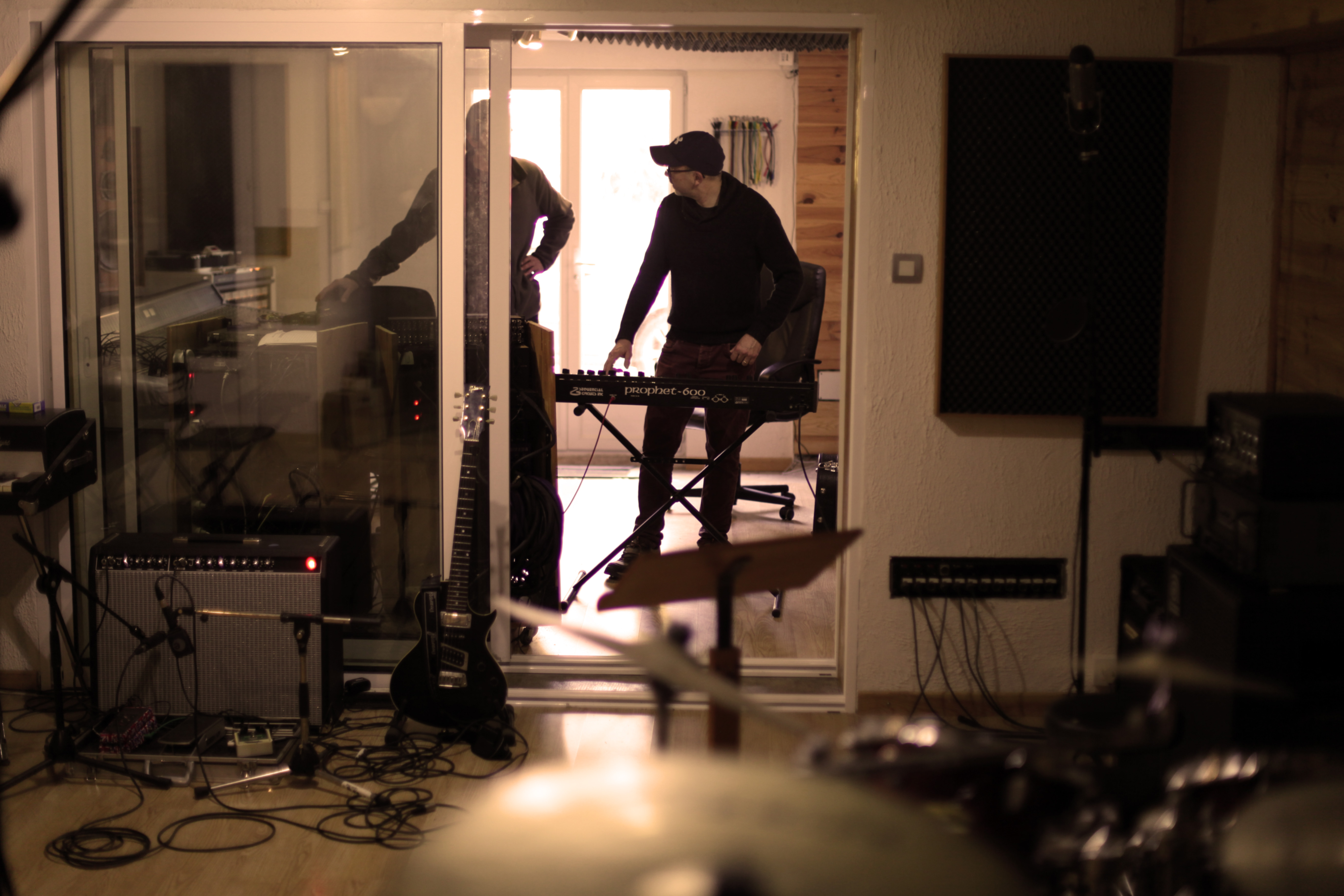 image of studio room (photography) (for a music studio)