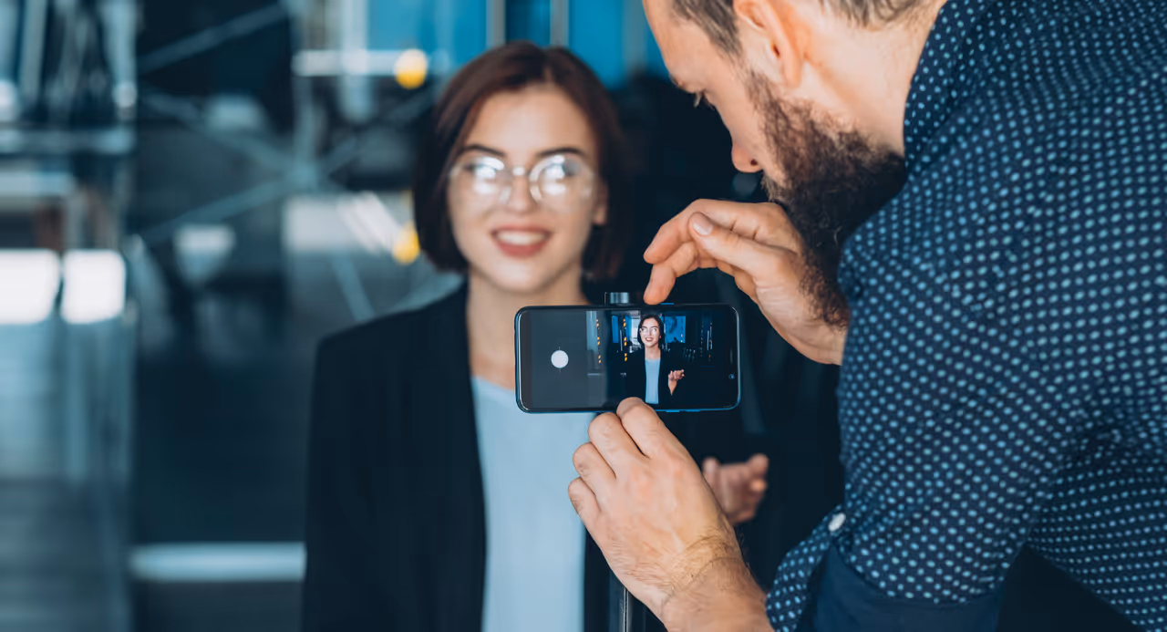 Corporate Videos mit dem Handy drehen