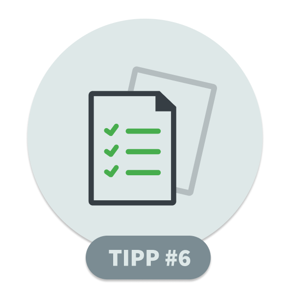 Ein Dokument mit Checkliste symbolisiert Tipp 6: feste Proben, Monitoring und Notfalllösungen fest einplanen.