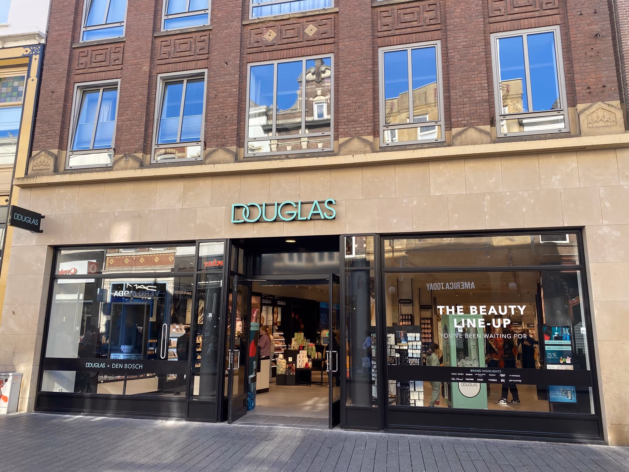 Douglas huurt winkelruimte in binnenstad Den Bosch