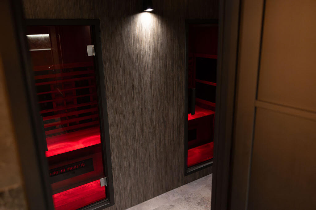 Infrared sauna rooms at ONE|DZ Gym in Derby