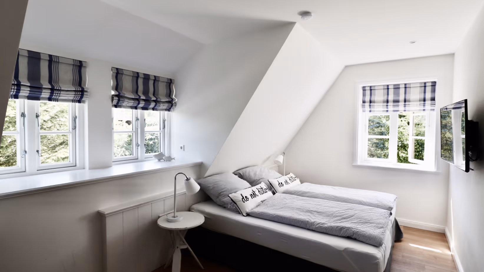 Ferienhaus Amrum Nebel - Westside - Grosses gemütliches Schlafzimmer im Dachgeschoss