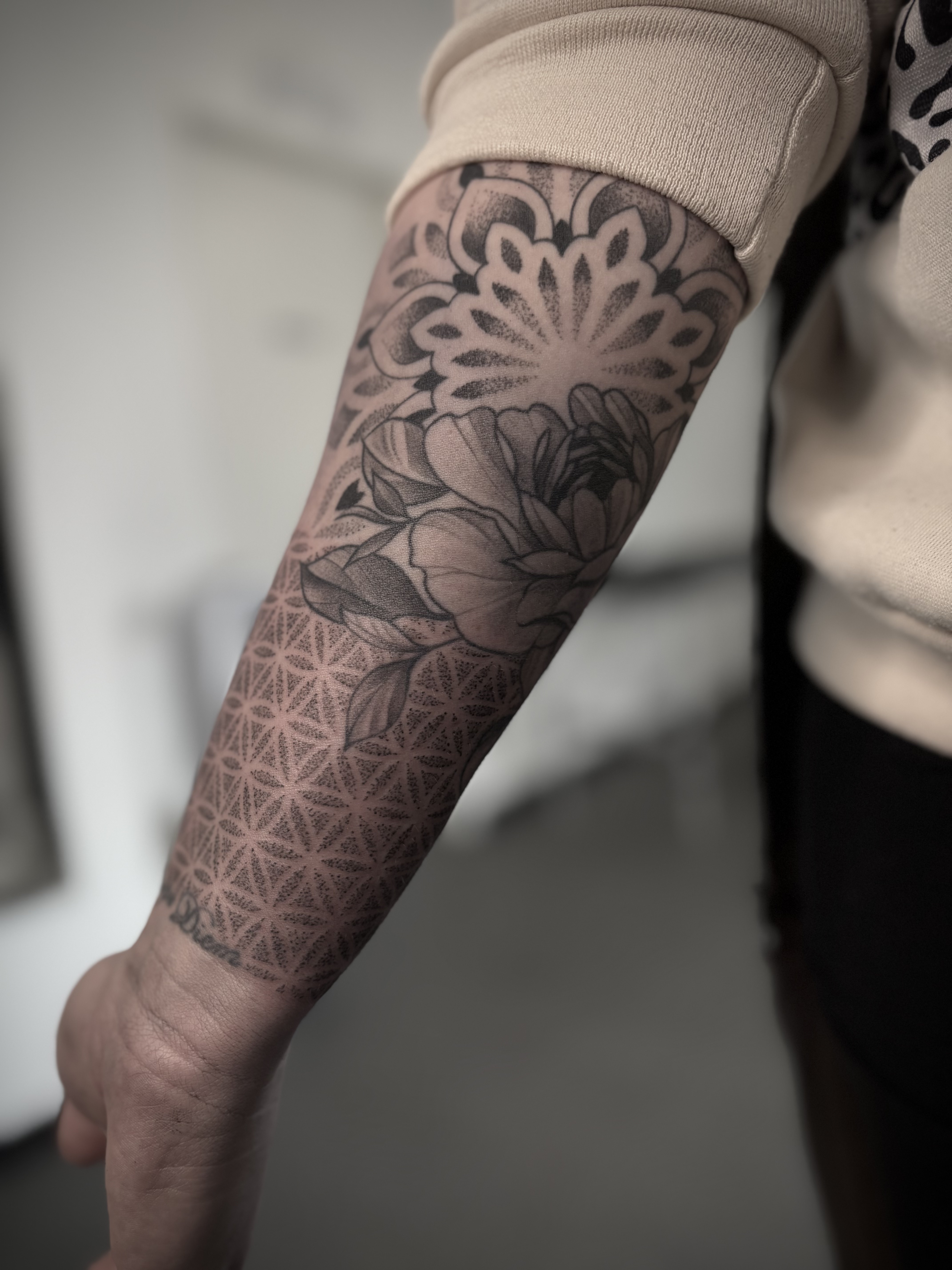 Inkpassion, Nahaufnahme eines abgeheilten Tattoos auf dem Unterarm