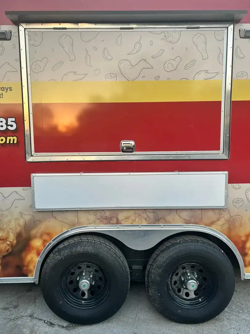 This custom vehicle project showcases a stunning color change wrap, expertly applied for a head-turning finish at Layrite Customs in Liberty, MO.