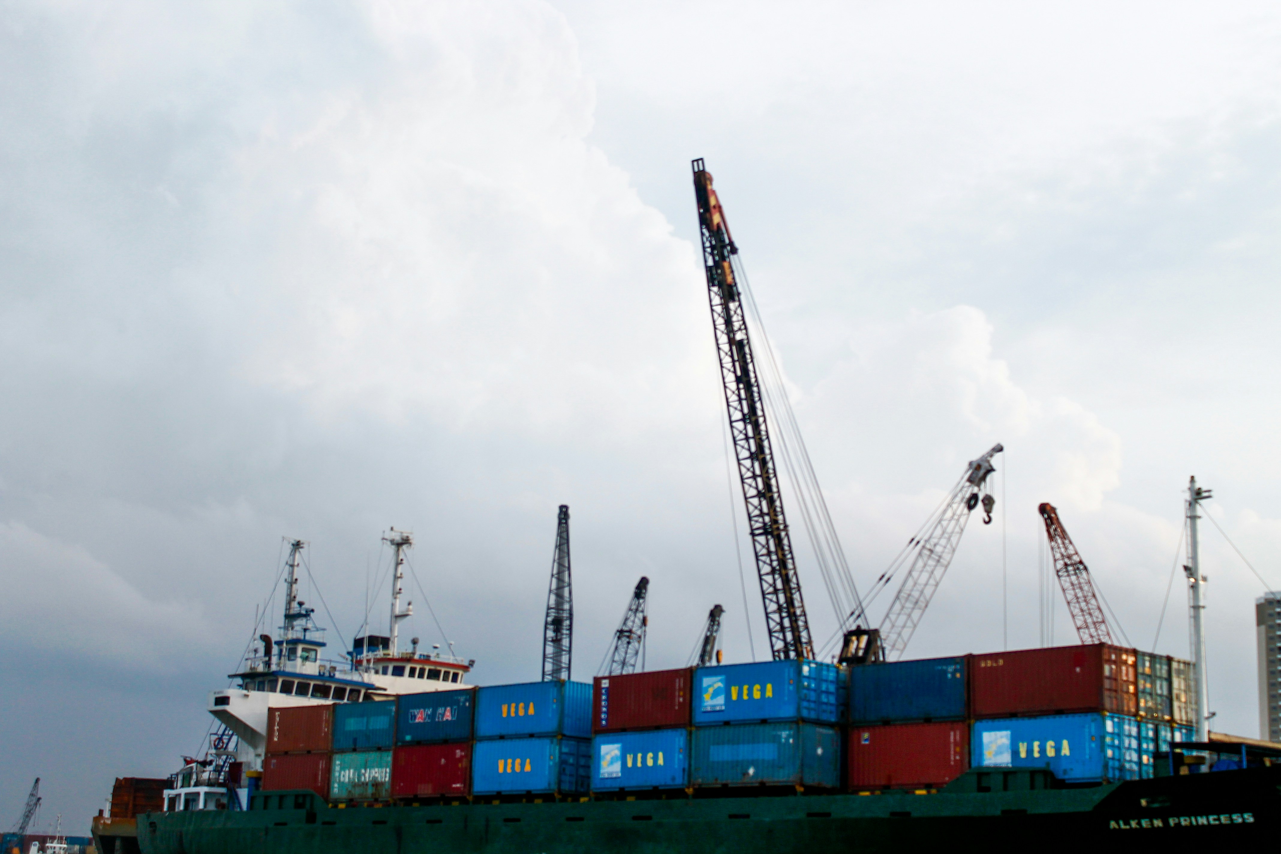 Récord exportador, freno portuario lo que está reconfigurando tu operación | The Weekly Logistics