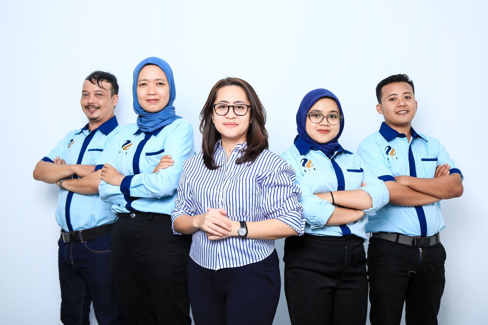 Syntera Lampro Energi adalah mitra distribusi LPG industri yang fokus pada kecepatan, keamanan, dan transparansi.
