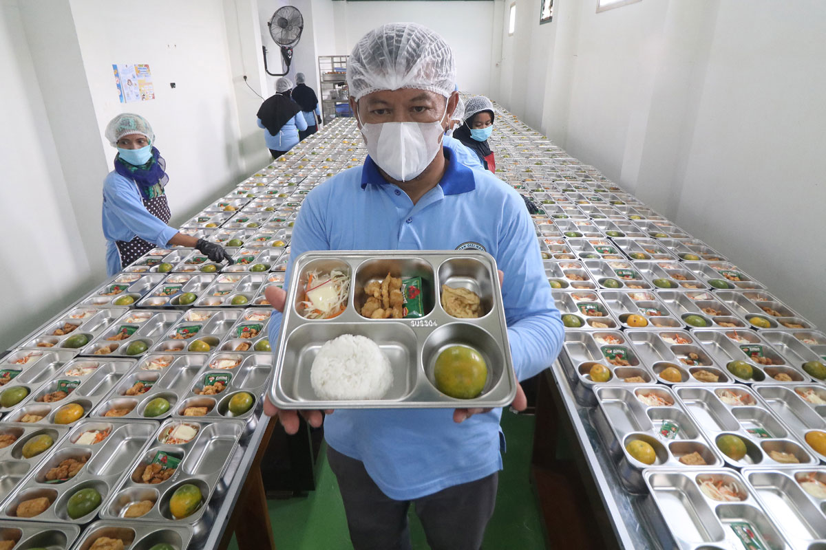 Dapur Makan Bergizi Gratis: Kenapa Banyak Dapur MBG Tutup karena Dokumen Tidak Lengkap?