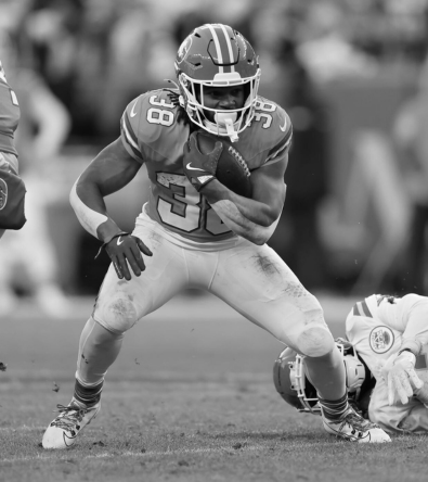 Teamwork and strength on the football field – the foundation of every successful career path Red Envelope helps build.