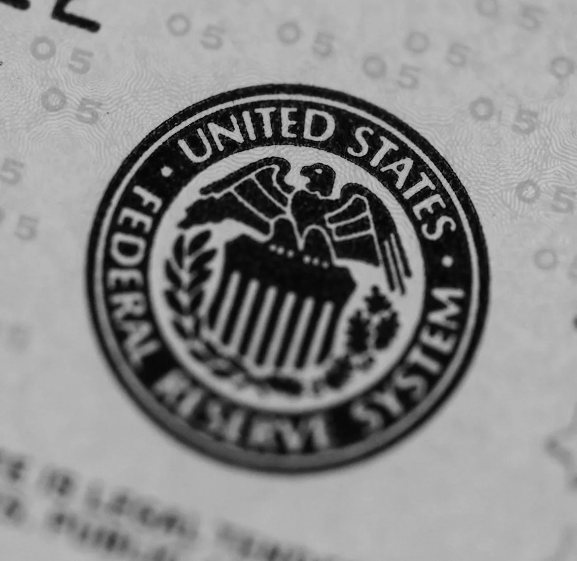 United States federal agency seal symbolizing government contracts